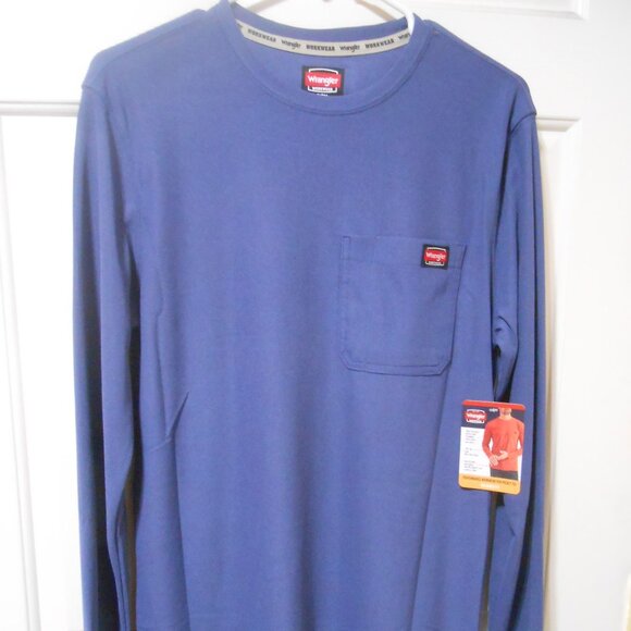 NEW Men's LS Wrangler Performance Workwear Pocket Tee size S 34-36 Blue 👨 - Picture 2 of 9